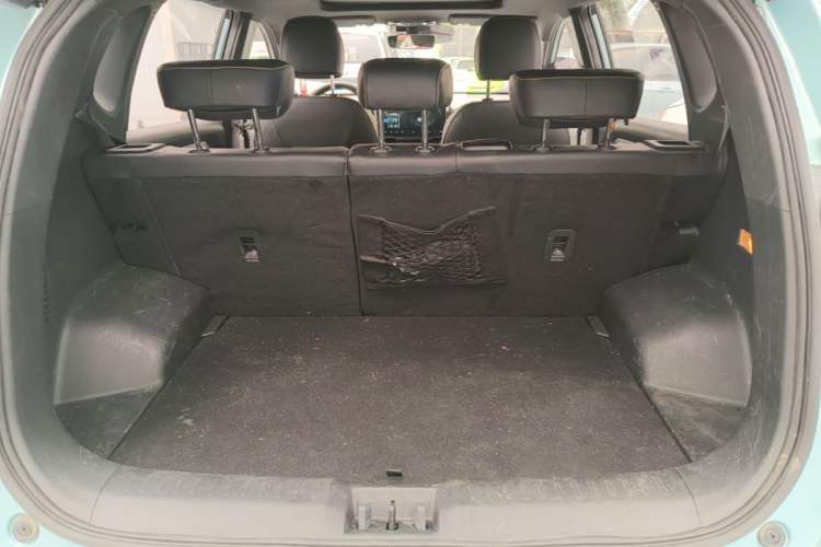Used AION Y 2021 80 Enjoyment Tech Edition Trunk