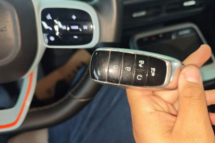 Used AION Y 2021 70 Enjoy Vitality Edition Vehicle Key