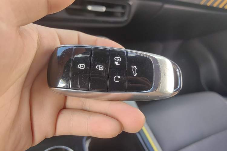 Used AION Y 2021 70 Tech Vitality Edition Vehicle Key