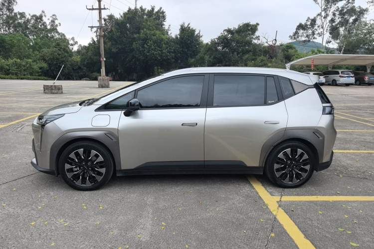 Used AION Y 2021 70 Tech Vitality Edition Exterior 1