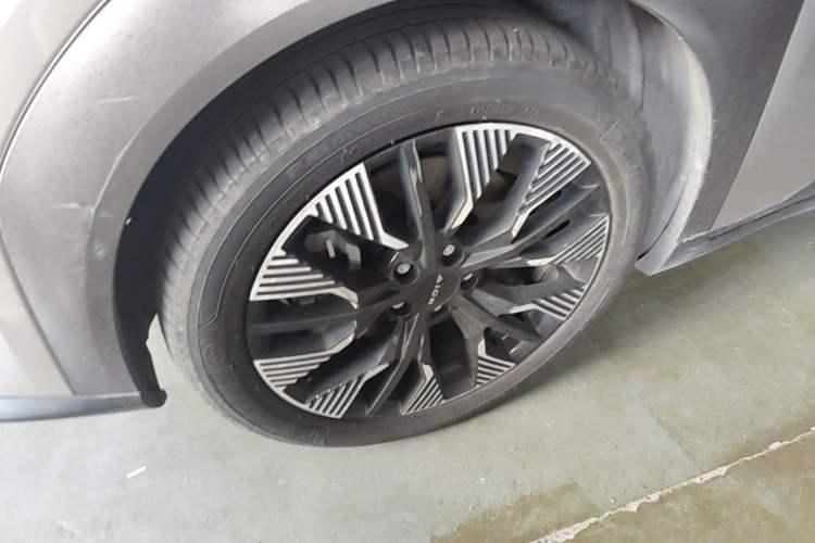 Used AION Y 2021 70 Tech Vitality Edition Exterior 4