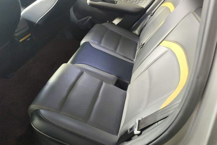 Used AION Y 2021 70 Tech Vitality Edition Left Rear Seat