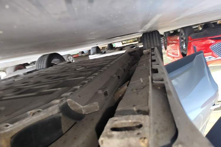 Used AION Y 2021 70 Tech Vitality Edition Right Side Sill