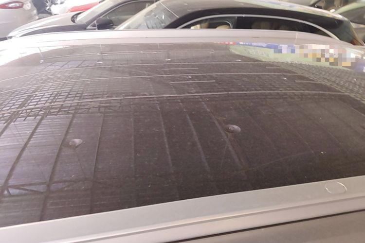 Used AION Y 2021 70 Tech Vitality Edition Roof