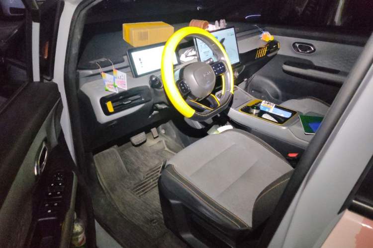 Used AION Y 2021 70 Enjoy Vitality Edition Driver Seat