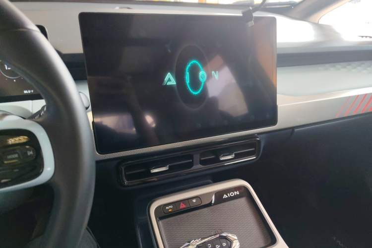 Used AION Y 2021 70 Tech Vitality Edition Audio And AC Panel