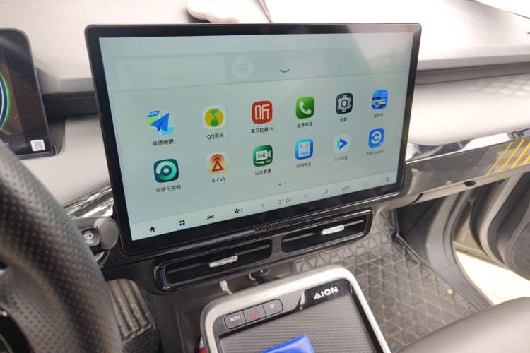 Used AION Y 2021 70 Enjoyment Tech Edition Audio And AC Panel