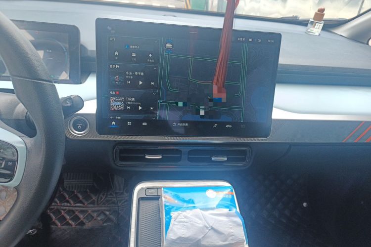 Used AION Y 2021 70 Intelligent Edition Audio And AC Panel