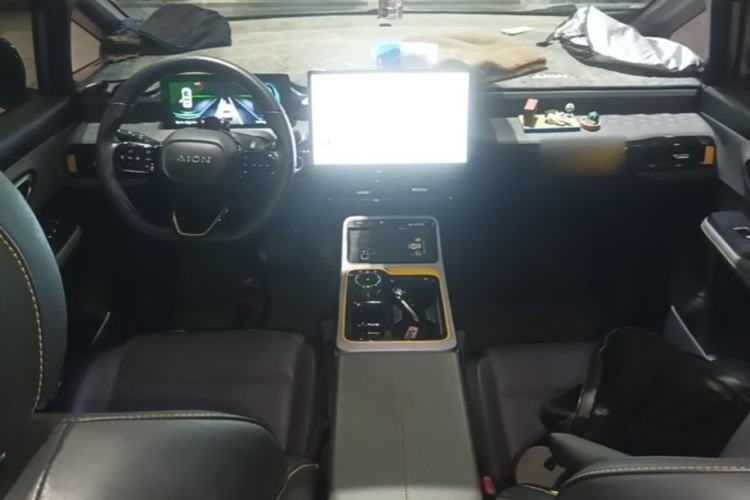 Used AION Y 2021 70 Enjoyment Tech Edition Center Console