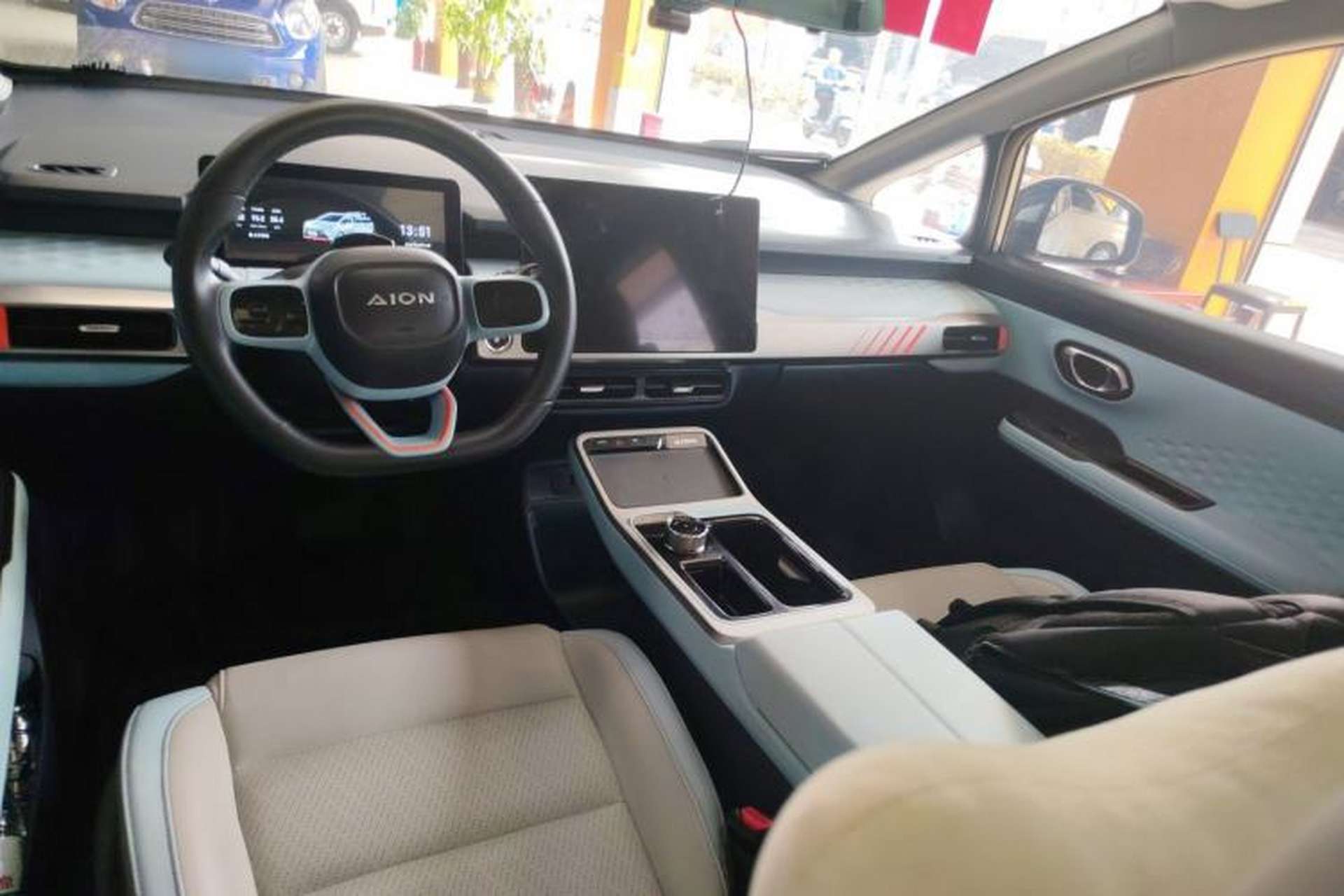 Used AION Y 2021 70 Tech Vitality Edition Center Console