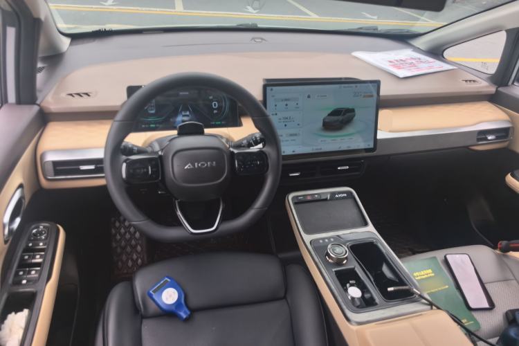 Used AION Y 2021 70 Enjoyment Tech Edition Center Console