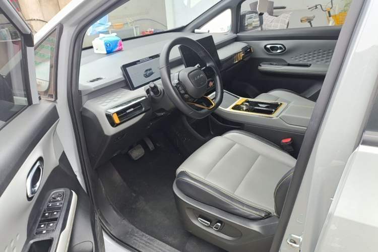 Used AION Y 2021 70 Intelligent Dynamic Edition Driver Seat