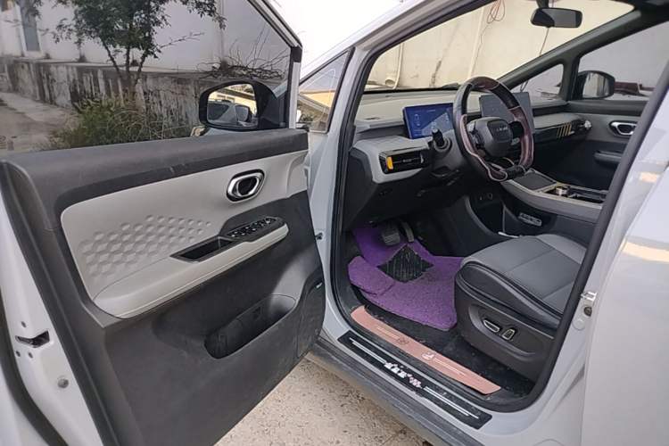 Used AION Y 2021 70 Intelligent Edition Driver Seat