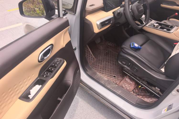 Used AION Y 2021 70 Enjoyment Tech Edition Driver Seat