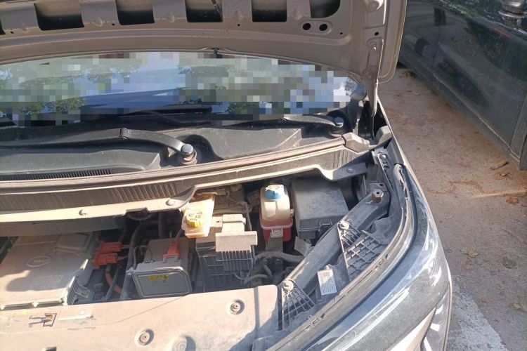 Used AION Y 2021 70 Intelligent Dynamic Edition Engine Bay Left