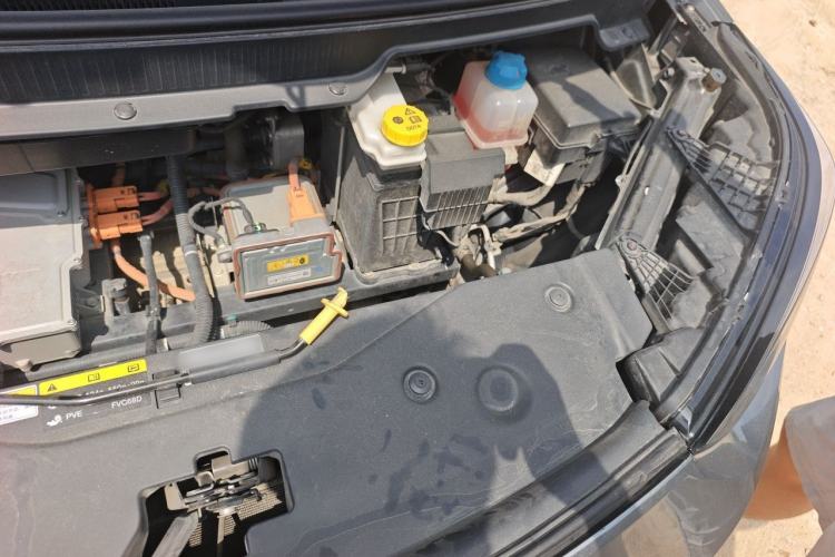Used AION Y 2021 70 Intelligent Dynamic Edition Engine Bay Left