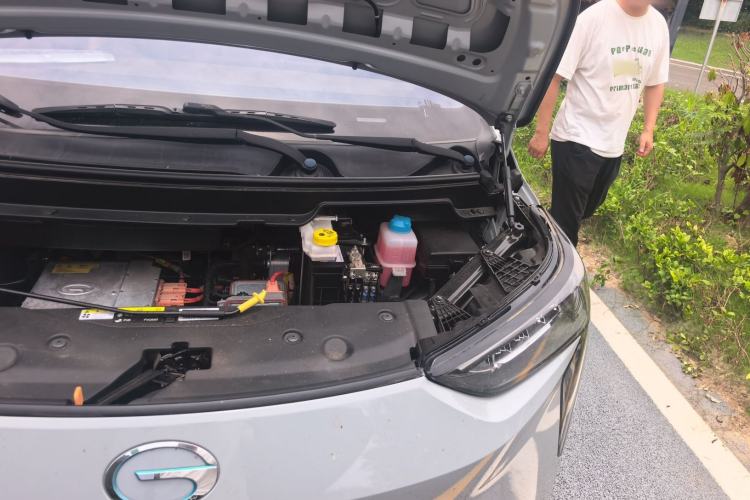 Used AION Y 2021 70 Enjoyment Tech Edition Engine Bay Left