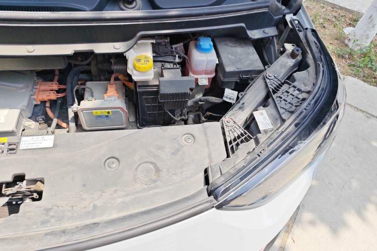 Used AION Y 2021 70 Enjoyment Tech Edition Engine Bay Left