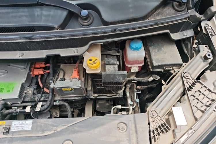 Used AION Y 2021 80 Enjoyment Tech Edition Engine Bay Left
