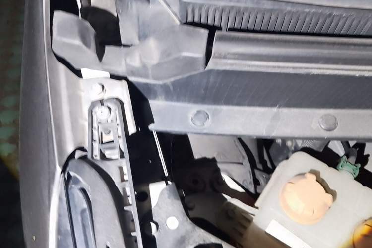 Used AION Y 2021 80 Enjoyment Tech Edition Engine Bay Right