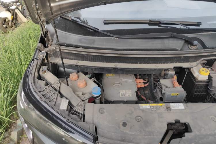 Used AION Y 2021 70 Tech Vitality Edition Engine Bay Right