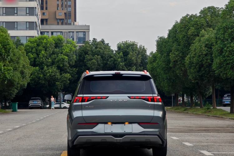 Used AION Y 2021 60 Enjoy Edition Exterior 6