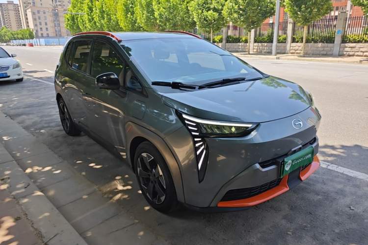 Used AION Y 2021 70 Intelligent Edition Front Right 45 Deg