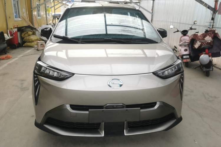 Used AION Y 2021 70 Tech Vitality Edition Front