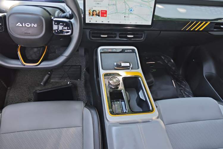 Used AION Y 2021 70 Intelligent Edition Gear Lever