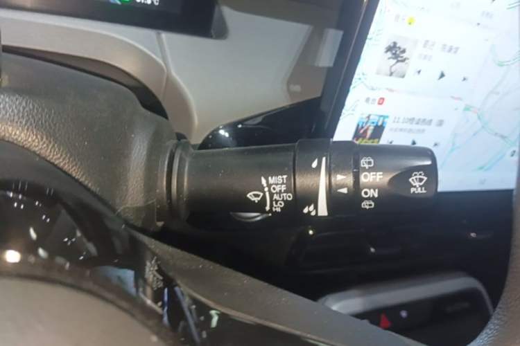 Used AION Y 2021 70 Enjoyment Tech Edition Gear Lever