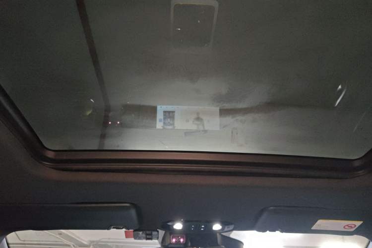 Used AION Y 2021 70 Enjoyment Tech Edition Headliner