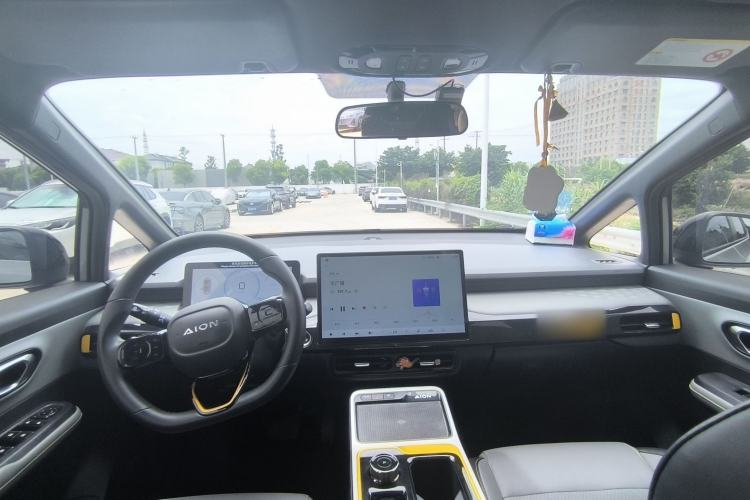 Used AION Y 2021 70 Intelligent Dynamic Edition Interior 3
