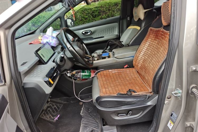 Used AION Y 2021 70 Tech Vitality Edition Left Front Seat