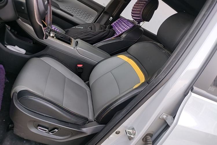 Used AION Y 2021 70 Intelligent Edition Left Front Seat