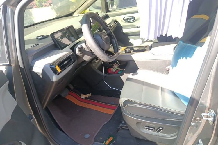 Used AION Y 2021 70 Intelligent Edition Left Front Seat
