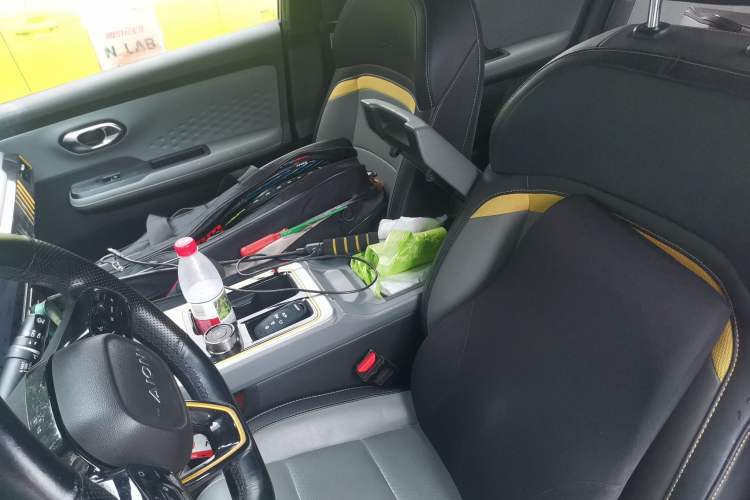 Used AION Y 2021 70 Intelligent Edition Left Front Seat