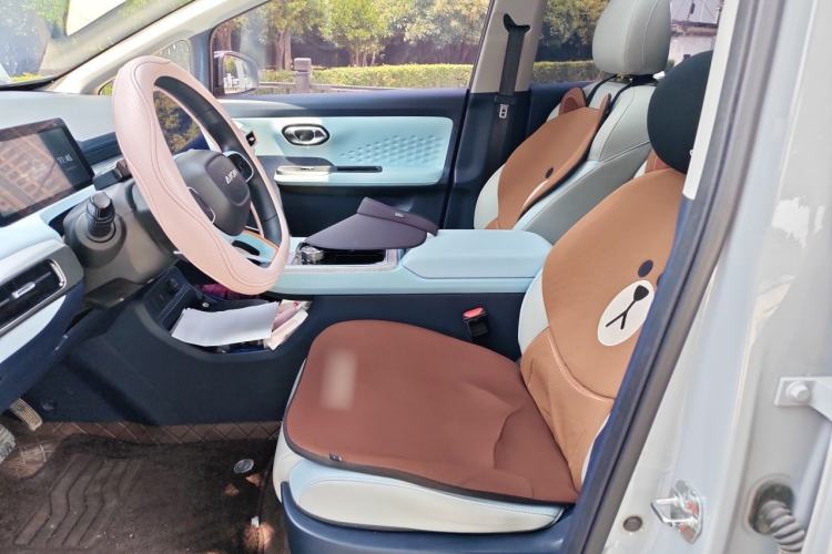 Used AION Y 2021 70 Enjoyment Tech Edition Left Front Seat