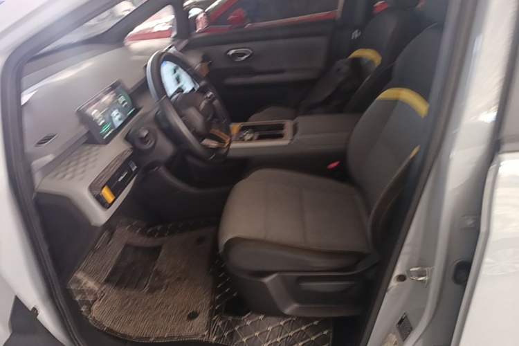 Used AION Y 2021 70 Enjoy Vitality Edition Left Front Seat