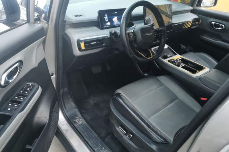 Used AION Y 2021 70 Tech Vitality Edition Left Front Seat
