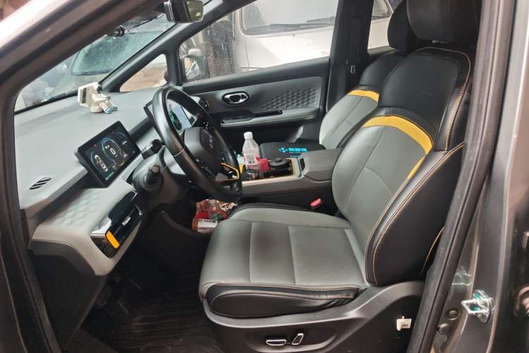 Used AION Y 2021 70 Tech Vitality Edition Left Front Seat