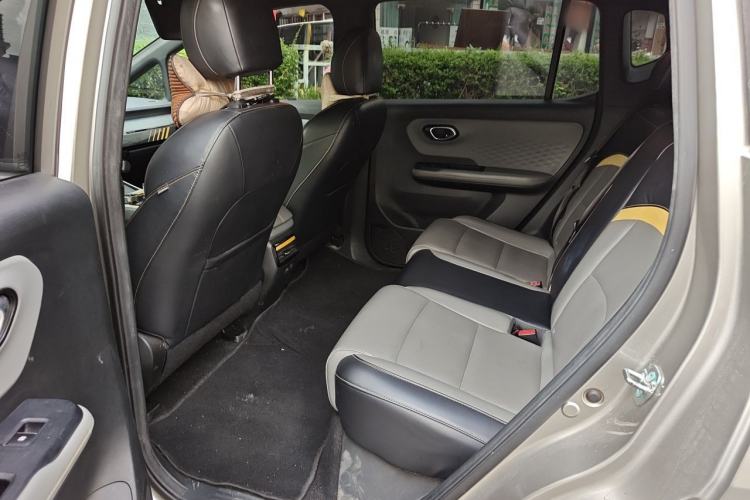 Used AION Y 2021 70 Tech Vitality Edition Left Rear Seat