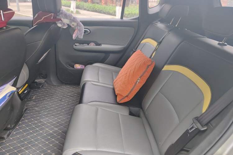 Used AION Y 2021 70 Enjoyment Tech Edition Left Rear Seat