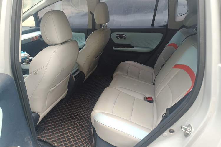 Used AION Y 2021 70 Intelligent Edition Left Rear Seat