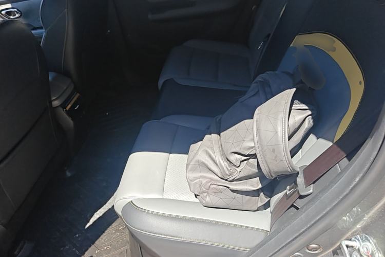 Used AION Y 2021 70 Enjoyment Tech Edition Left Rear Seat