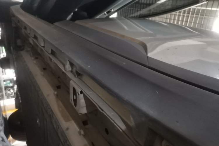 Used AION Y 2021 70 Intelligent Dynamic Edition Left Side Sill