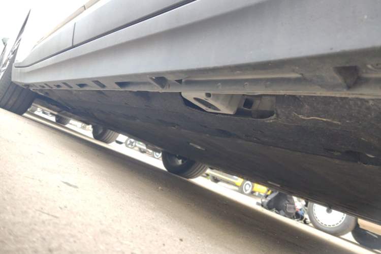 Used AION Y 2021 70 Tech Vitality Edition Left Side Sill
