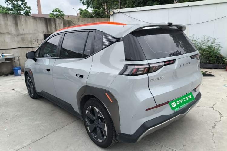 Used AION Y 2021 70 Intelligent Dynamic Edition Rear Left 45 Deg