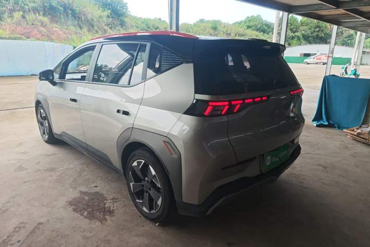 Used AION Y 2021 70 Intelligent Dynamic Edition Rear Left 45 Deg