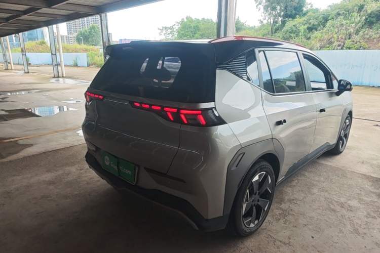 Used AION Y 2021 70 Intelligent Dynamic Edition Rear Right 45 Deg