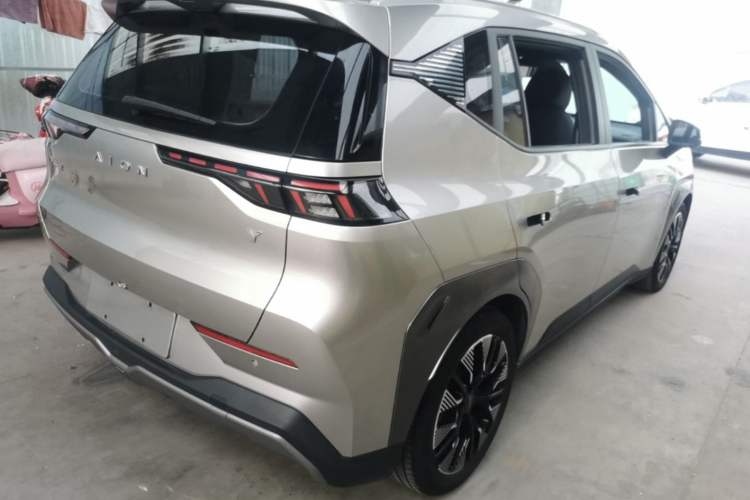 Used AION Y 2021 70 Tech Vitality Edition Rear Right 45 Deg
